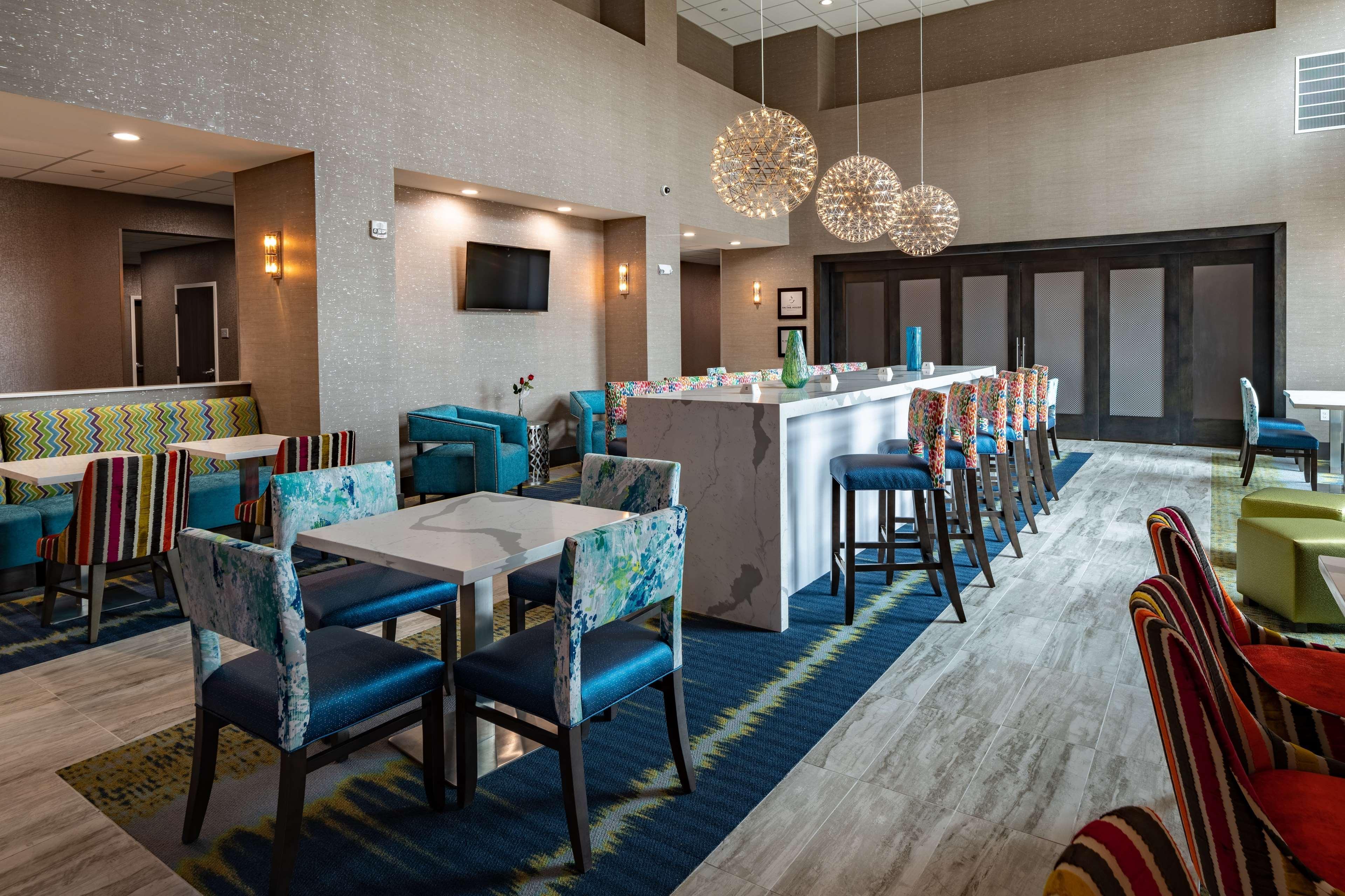 Hampton Inn & Suites Dallas/Plano Central Exterior photo